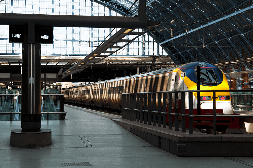 rail-train-waiting-at-platform-in-station